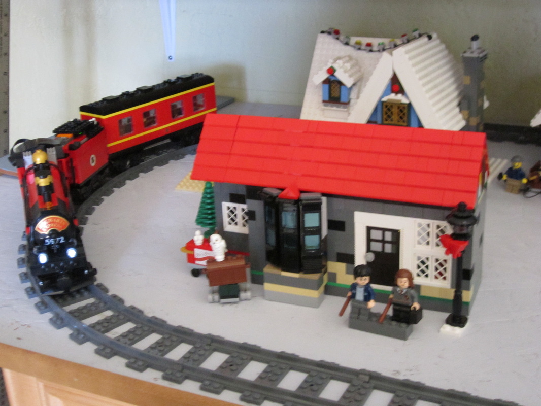 2 LEGO CITY WHITE PICKET FENCE TRAIN,HARRY POTTER 